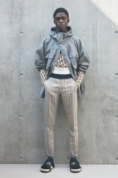 Look 9